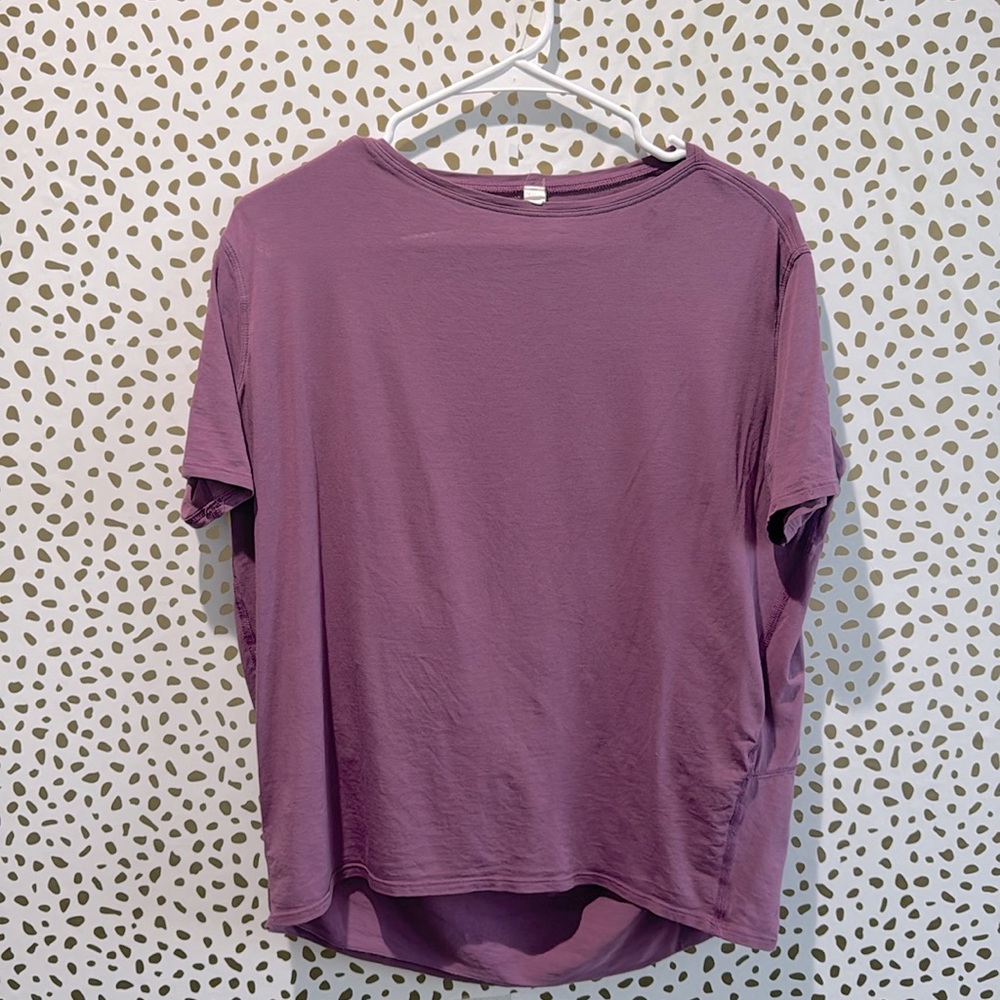 LULULEMON FULL LENGTH PURPLE T-SHIRT WOMENS SIZE 2